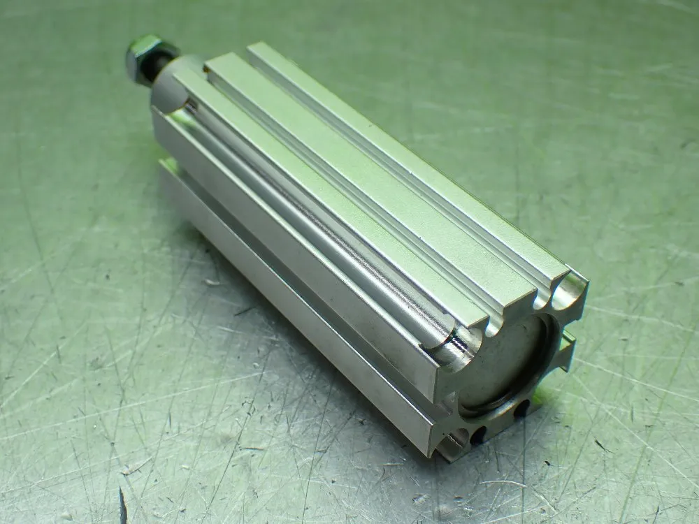 Destaco Pneumatic Swing Clamp. - 9522-2r