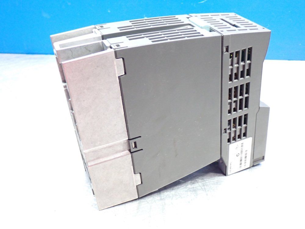 Siemens 0.5hp Sinamics Power Module 240 Ver.b01 - 6sl3224-0be13-7ua0