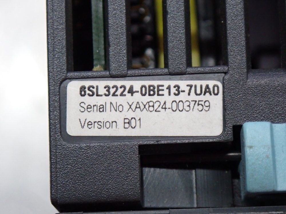 Siemens 0.5hp Sinamics Power Module 240 Ver.b01 - 6sl3224-0be13-7ua0