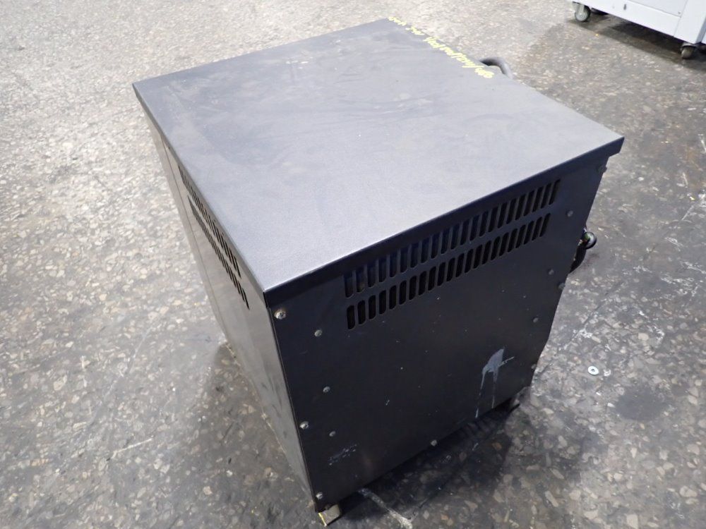  Battery Charger