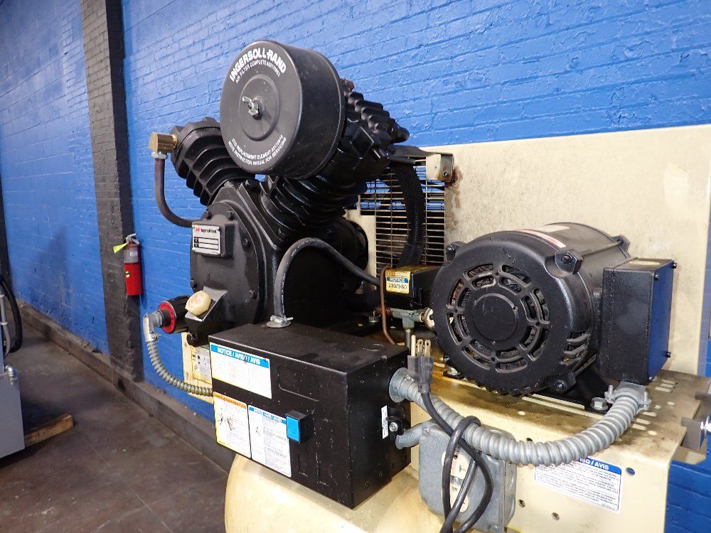 Ingersoll Rand Ingersoll Rand 2475 Air Compressor