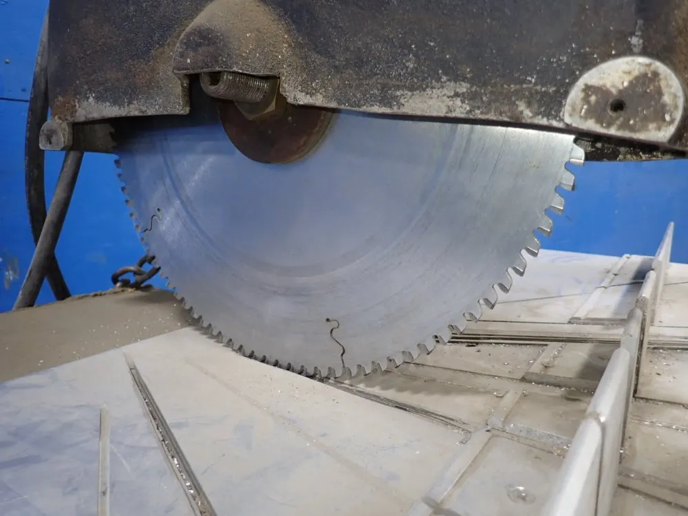 Dewalt Radial Arm Saw