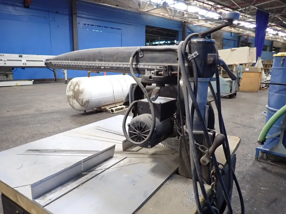Dewalt Radial Arm Saw