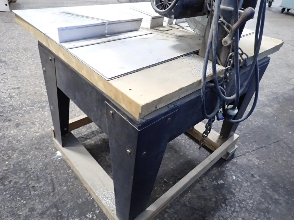 Dewalt Radial Arm Saw