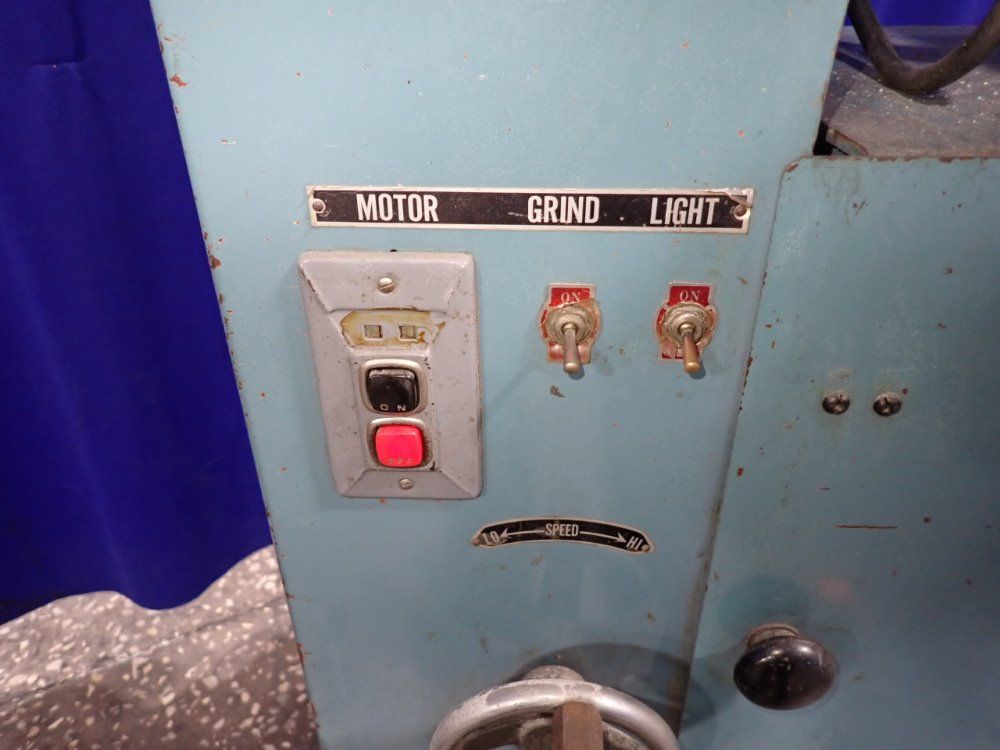 Manhattan Vertical Band Saw