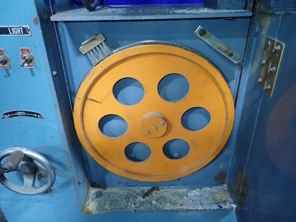 Manhattan Vertical Band Saw