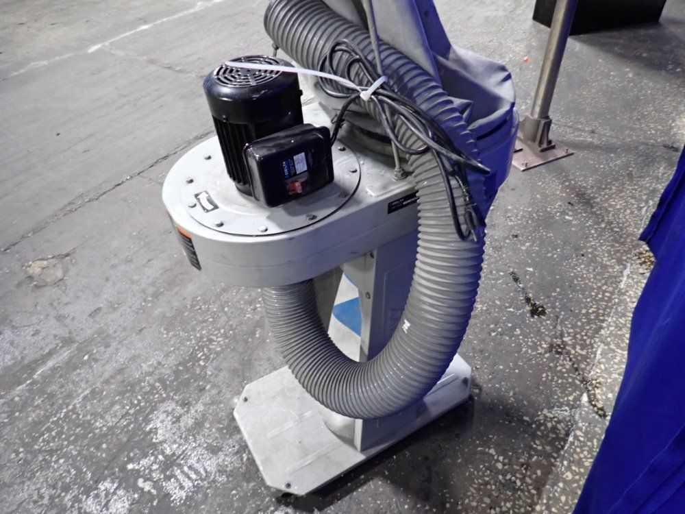 Delta Dust Collector