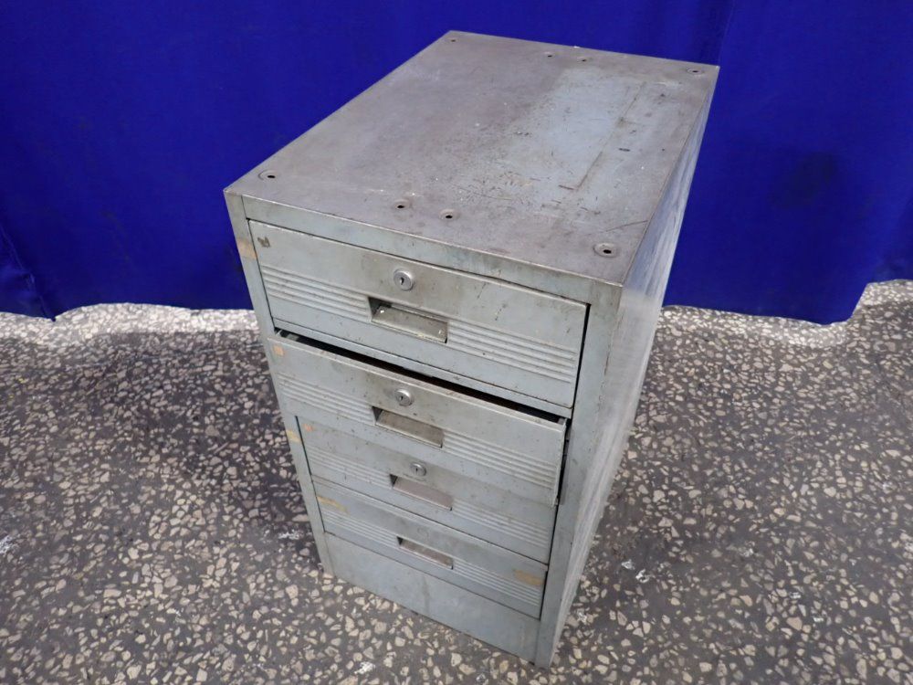  Tool Cabinet