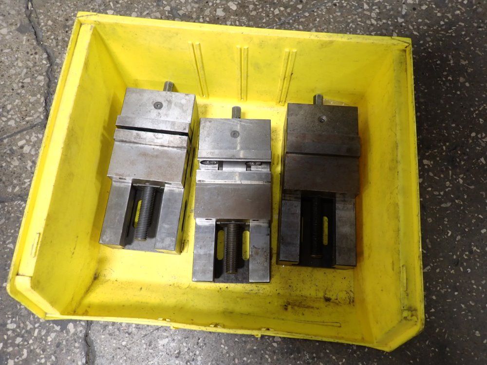 4 Vises