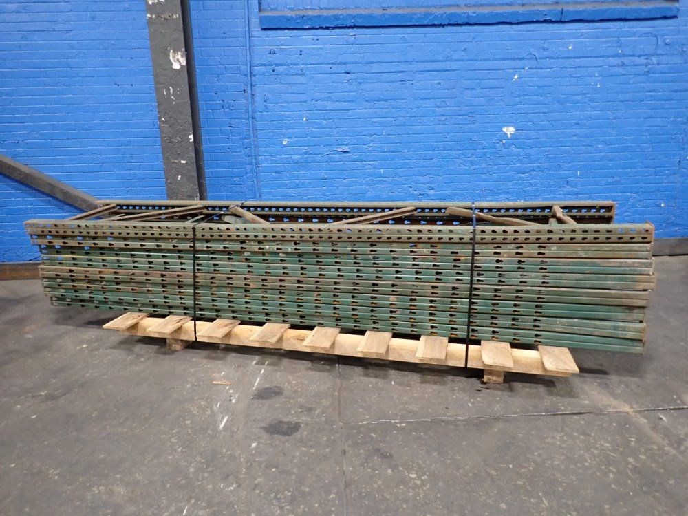  Pallet Racking Uprights
