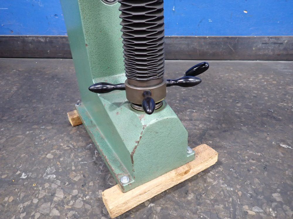 Reicherter Hardness Tester