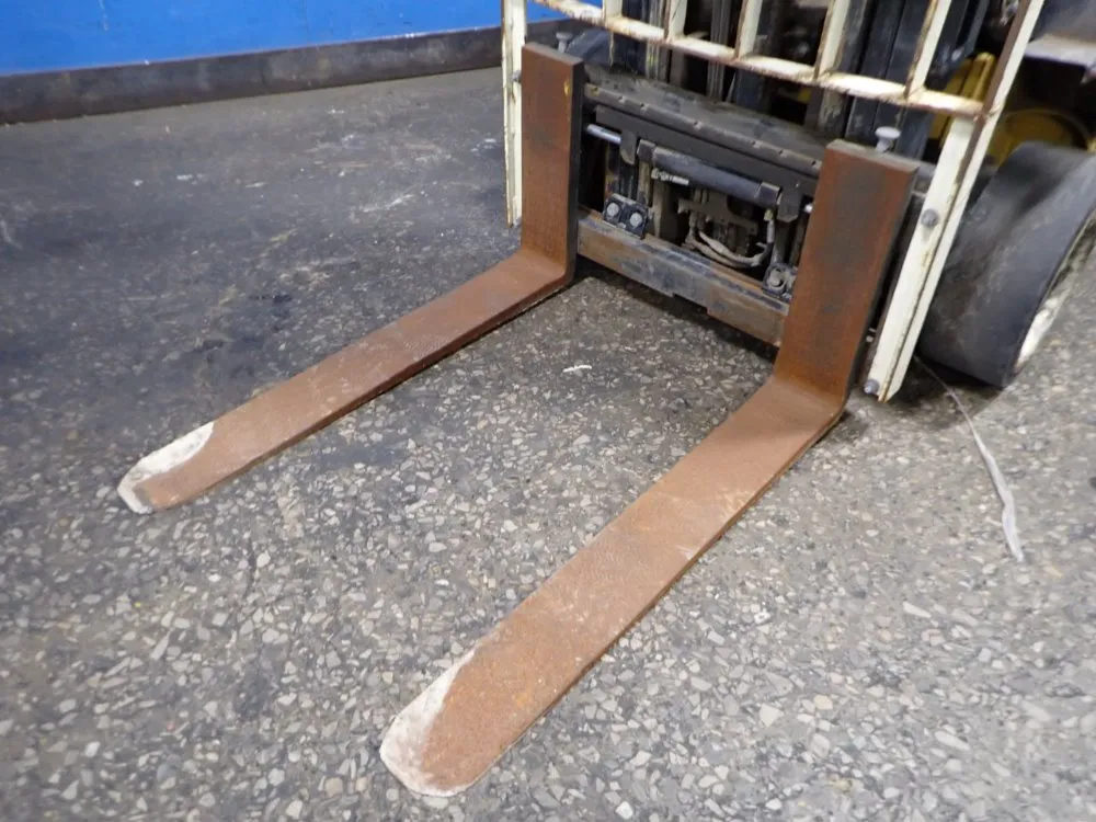 Yale 4250 Lbs Glc050zgngae098 Propane Forklift - Glc050zgngae098