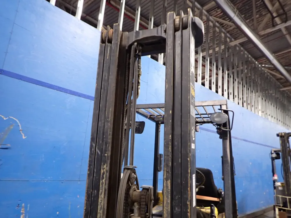 Yale 4250 Lbs Glc050zgngae098 Propane Forklift - Glc050zgngae098