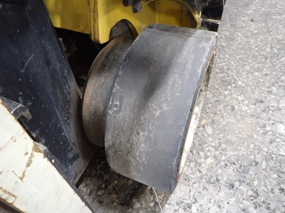 Yale 4250 Lbs Glc050zgngae098 Propane Forklift - Glc050zgngae098