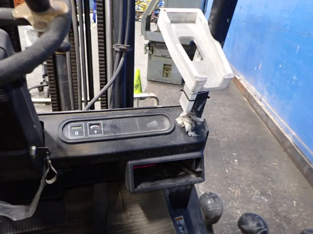 Yale 4250 Lbs Glc050zgngae098 Propane Forklift - Glc050zgngae098