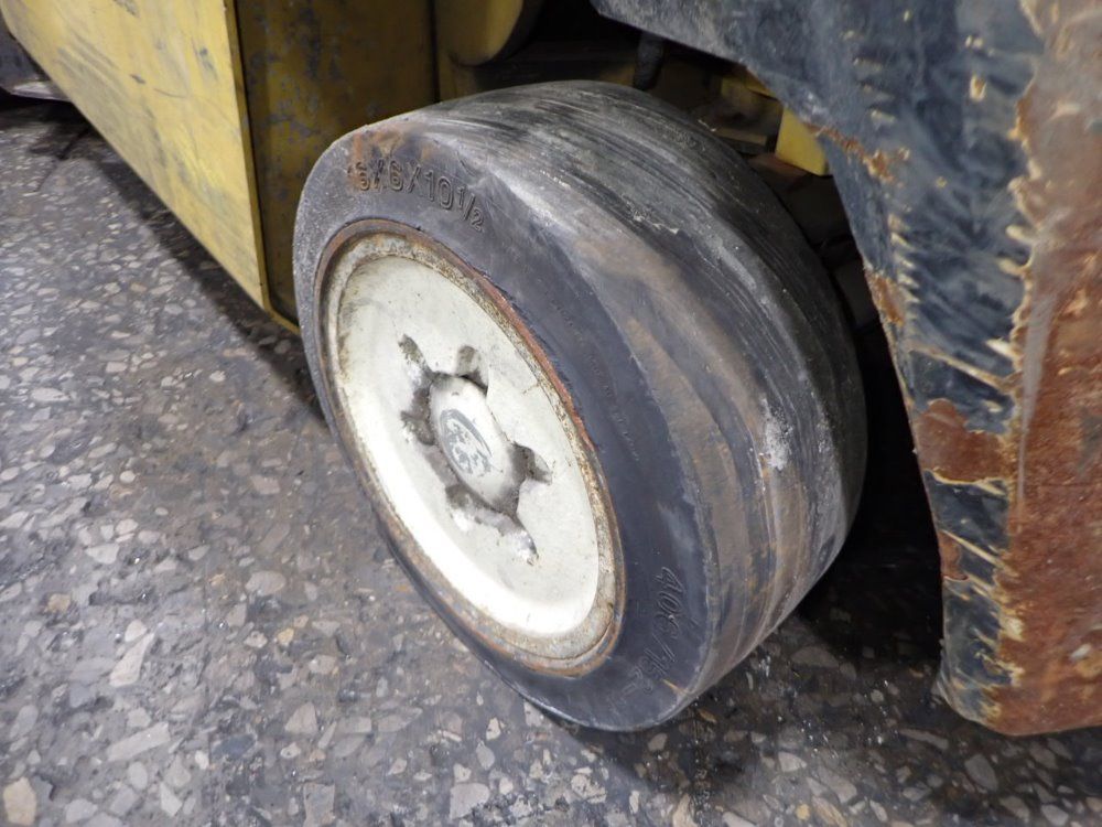 Yale 4250 Lbs Glc050zgngae098 Propane Forklift - Glc050zgngae098