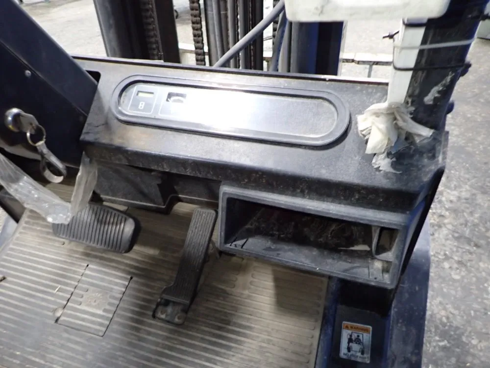 Yale 4250 Lbs Glc050zgngae098 Propane Forklift - Glc050zgngae098