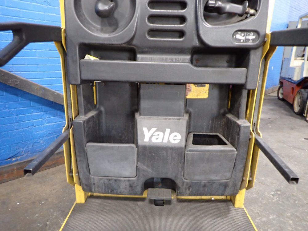 Yale Order Picker