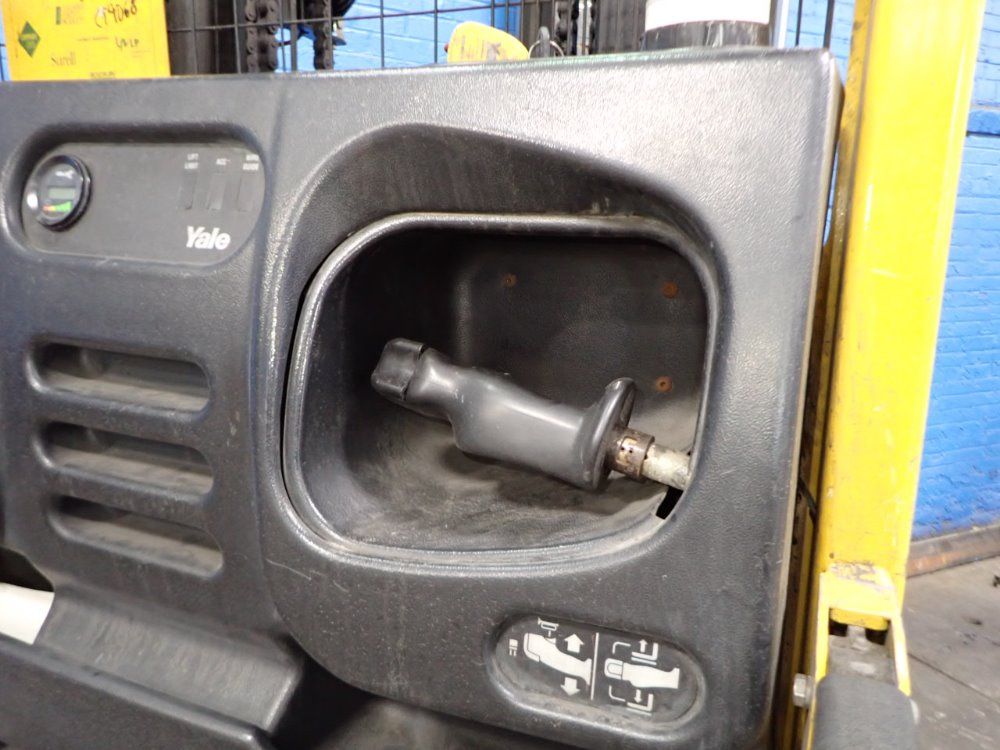 Yale Order Picker