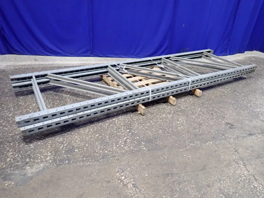  Pallet Racking Uprights