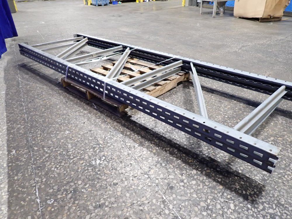  Pallet Racking Uprights