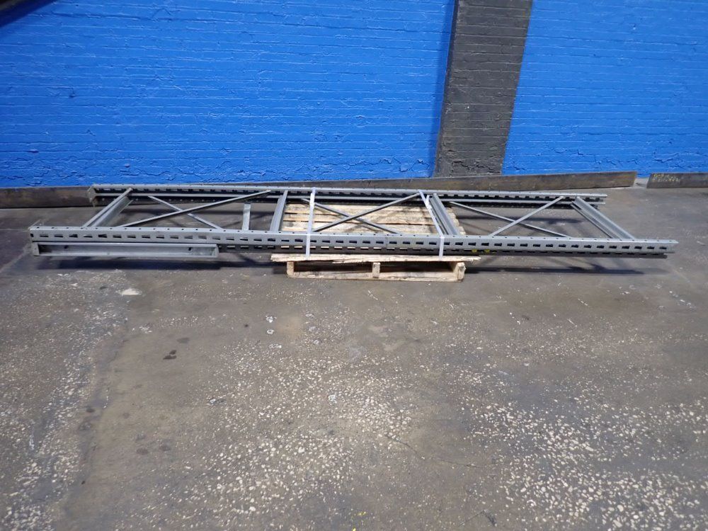  Pallet Racking Uprights
