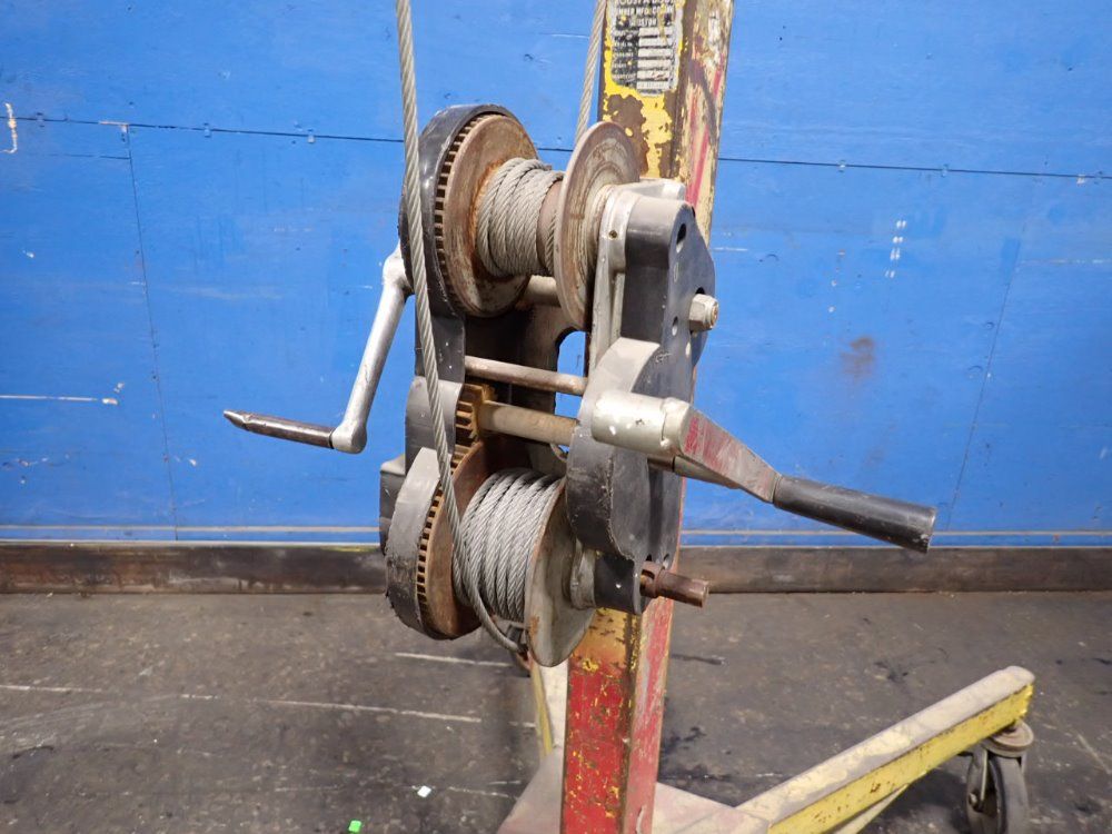 Roustabout Hoist