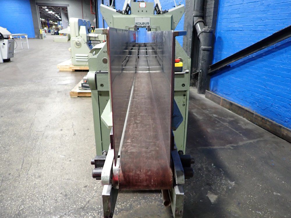 Kolbus 1989 Kolbus Va 430 End Papering Machine