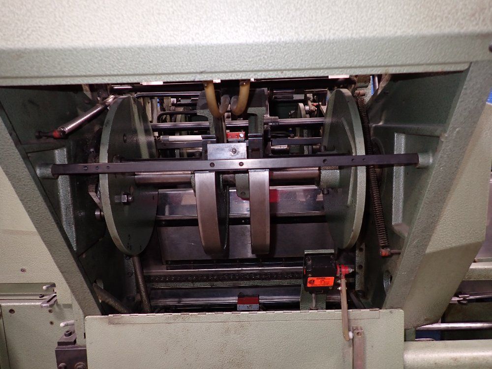 Kolbus 1989 Kolbus Va 430 End Papering Machine