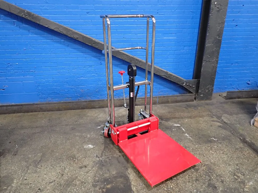 HYDRAULIC LIFTER
