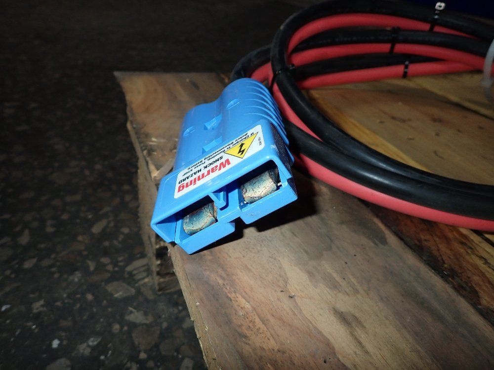 Impaq Battery Charger