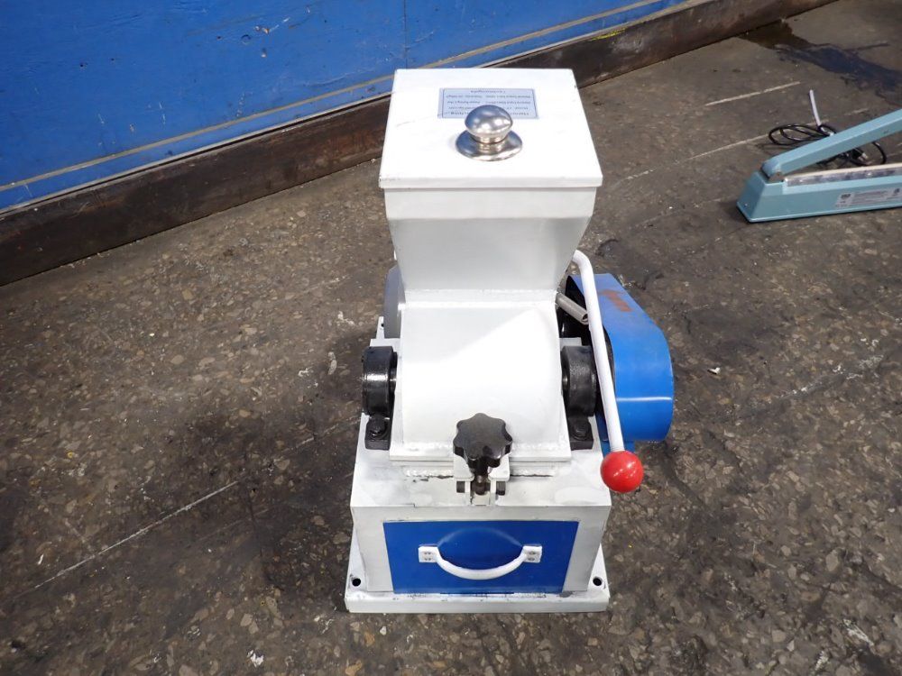 Hammer Crusher 2.5 Kw Cp-200x70 Granulator - Cp-200x70