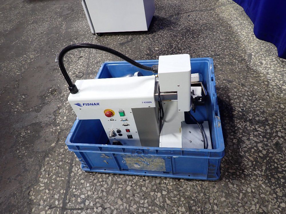 Fisnar Dispensing Robot