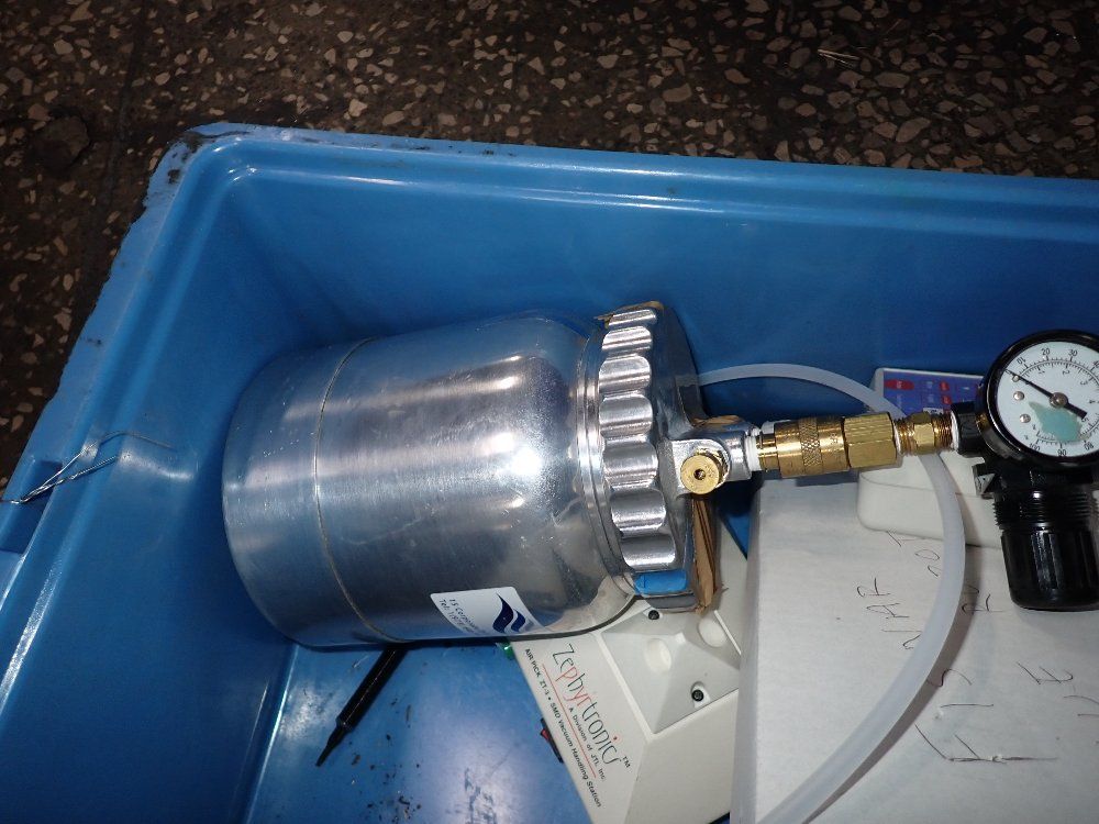 Fisnar Dispensing Robot