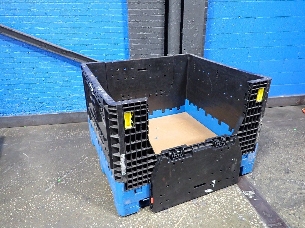  Collapsible Plastic Bins