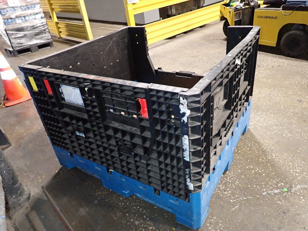  Collapsible Plastic Bins