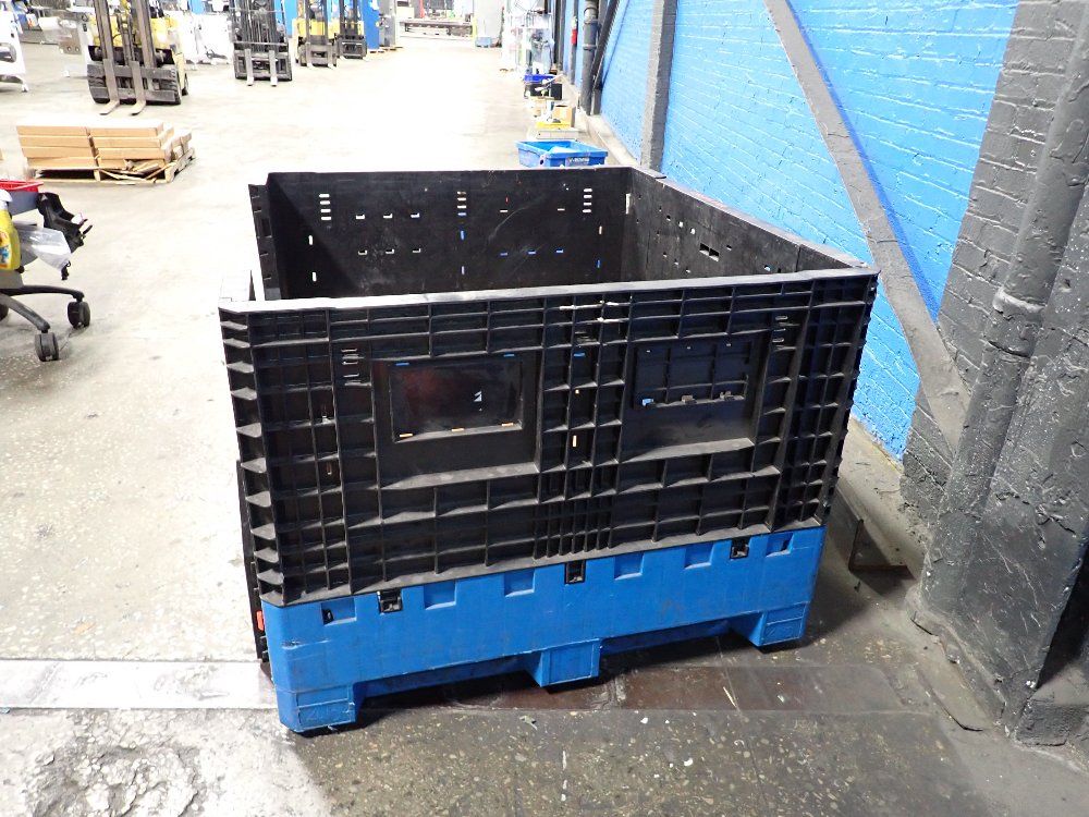  Collapsible Plastic Bins