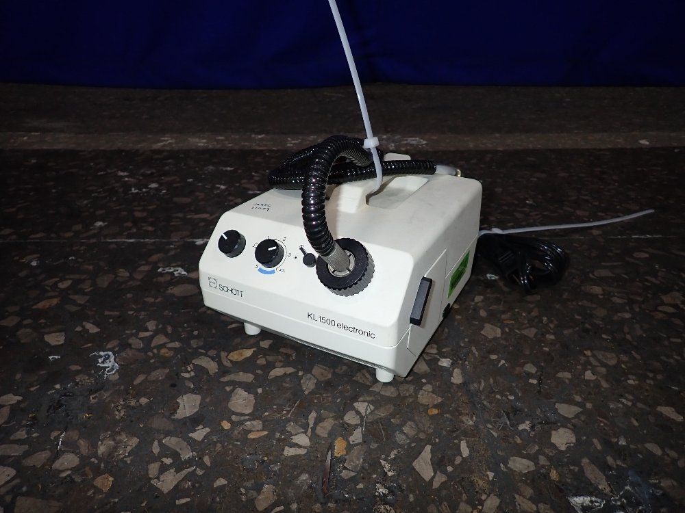 Schott Cold Light Source