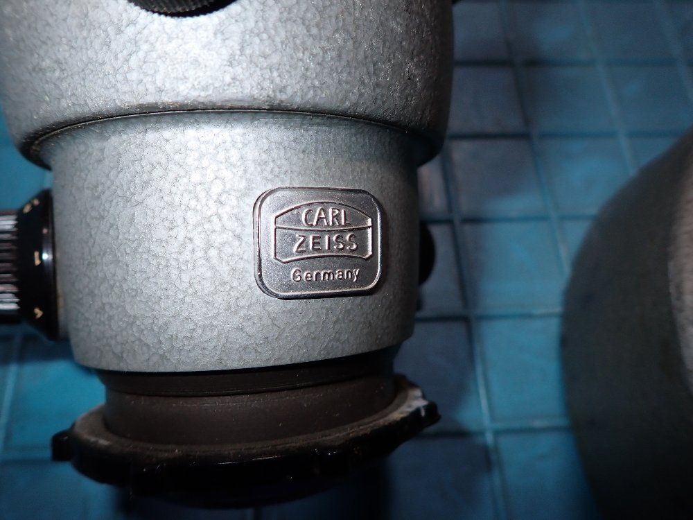 Carl Zeiss Stereo Microscope