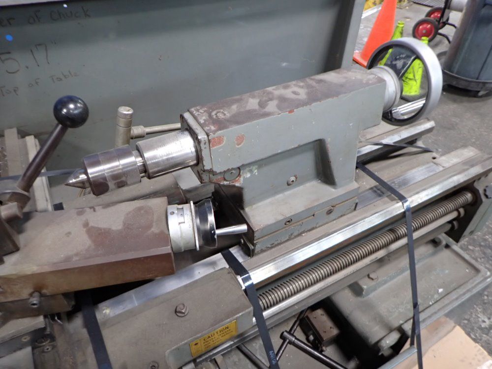 Republic Republic Gap Bed Lathe