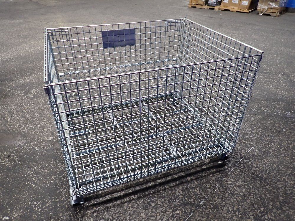  Collapsible Wire Baskets