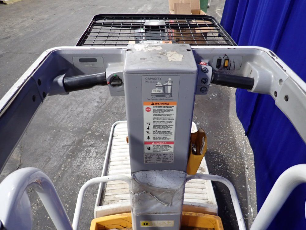 Crown Crown Wav50118 Man Lift