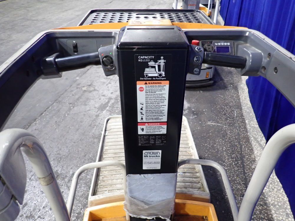 Crown Crown Wav50118 Man Lift