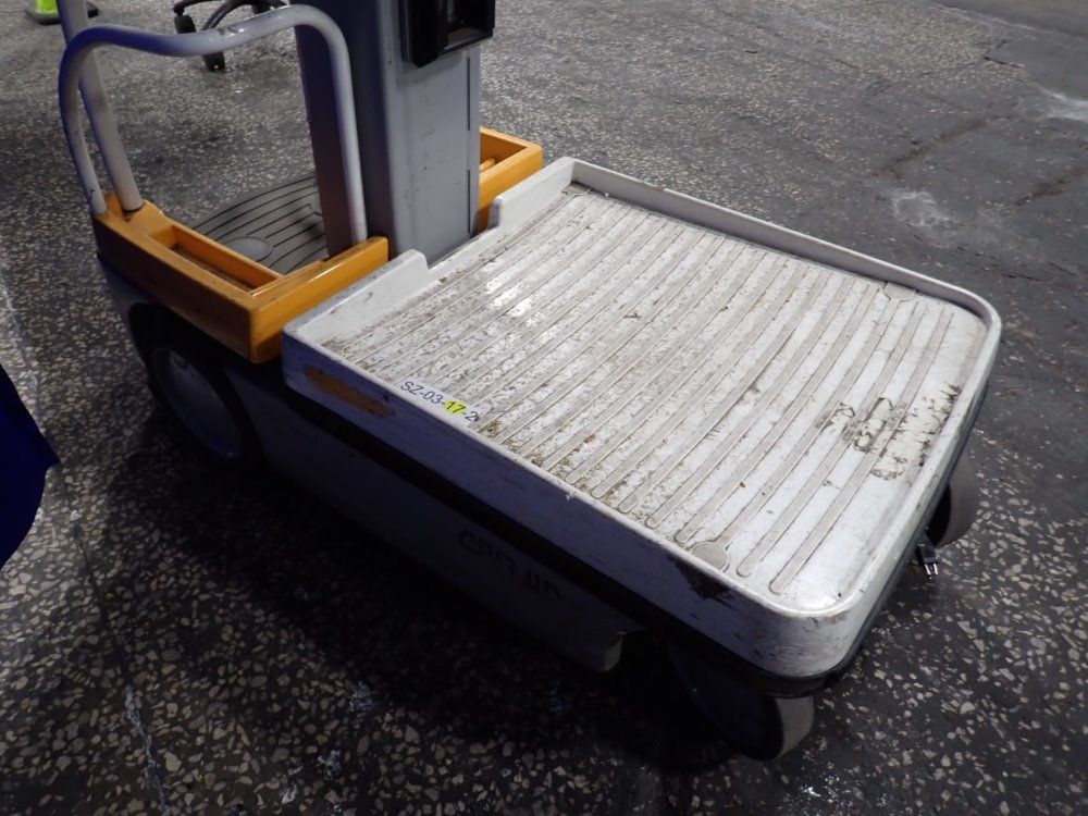 Crown Crown Wav50118 Man Lift