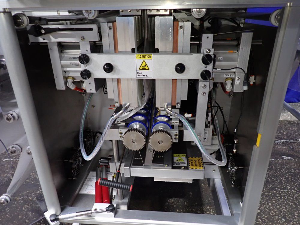 Quickpouch Quickpouch Qpv20 Acs Vertical Air Pouch Machine 