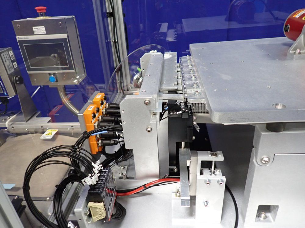 Quickpouch Quickpouch Qpv20 Acs Vertical Air Pouch Machine 
