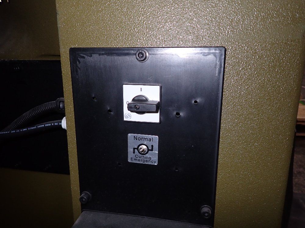 Atom 2021 Atom Se 20c Clicker Press