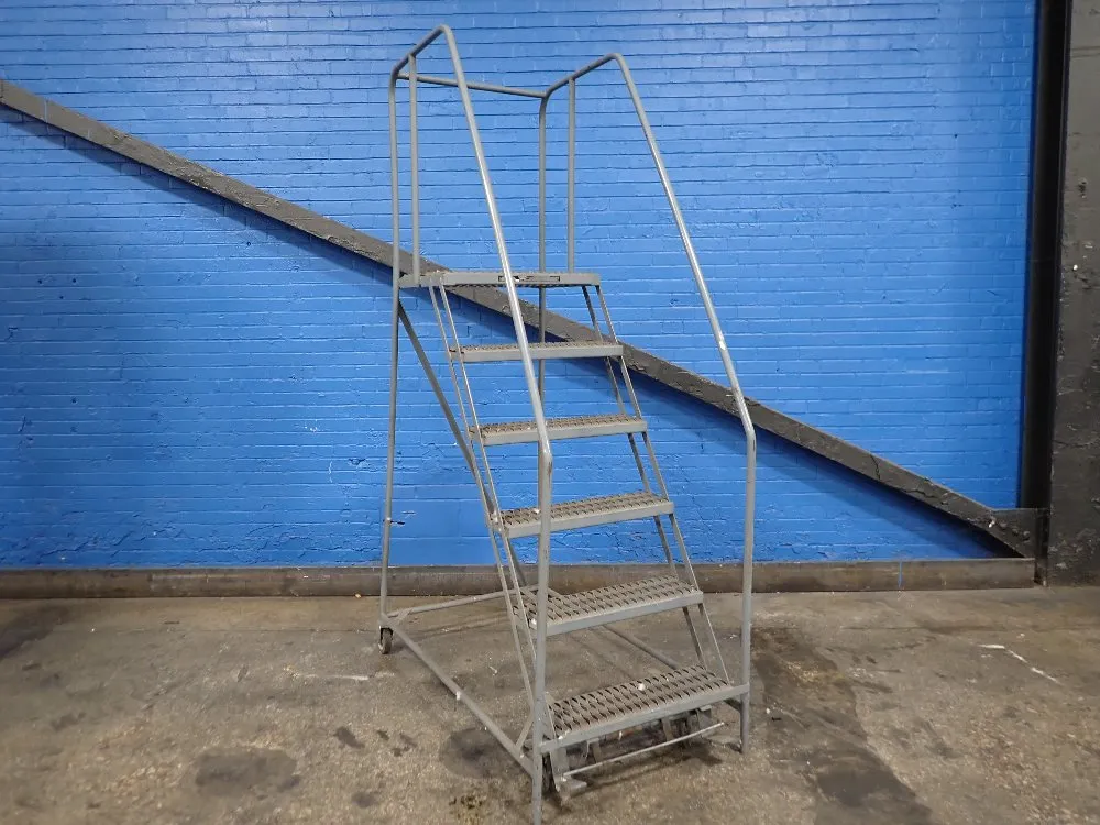 PORTABLE STAIRS