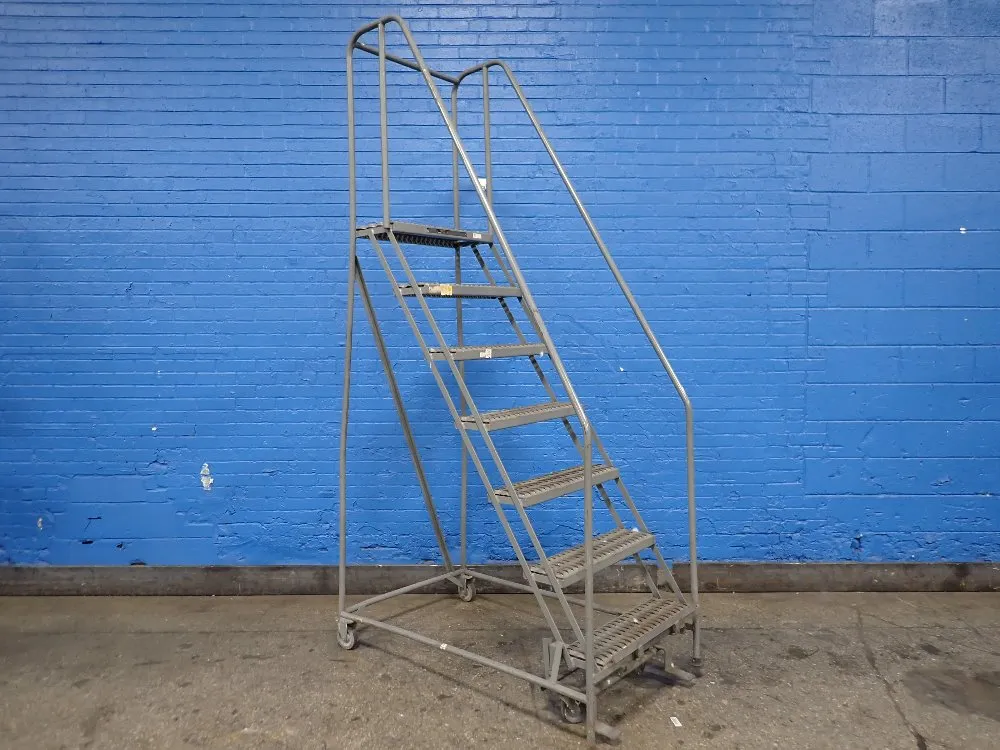 PORTABLE STAIRS