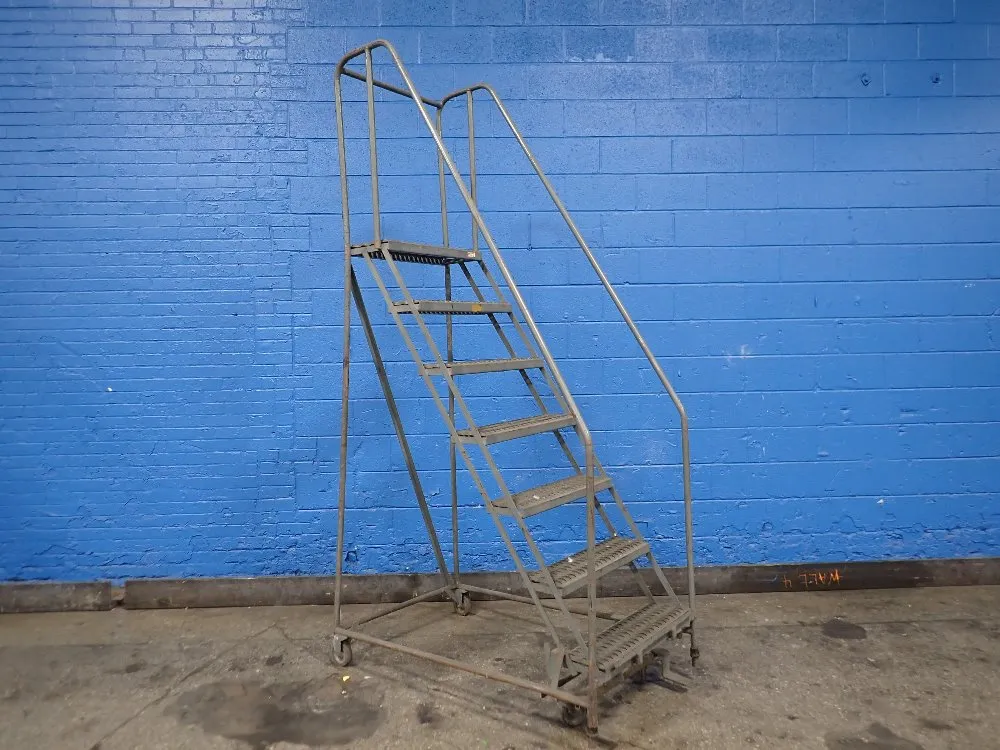 PORTABLE STAIRS